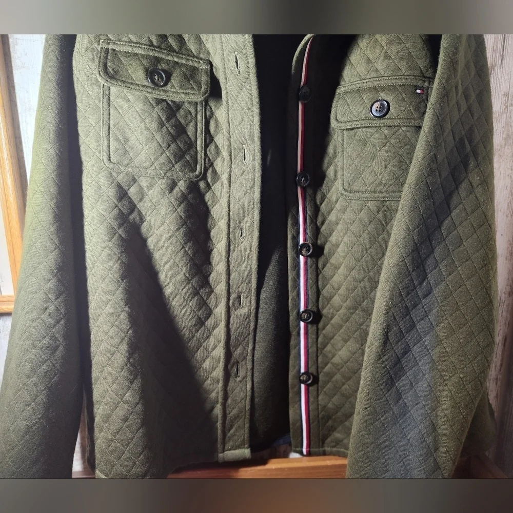 Tommy Hilfiger Olive Green Quilted Shirt Jacket Outerwear Heavy Fleece Material